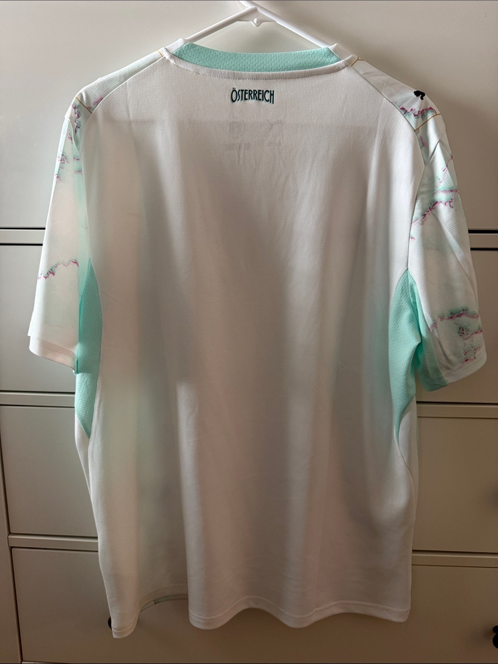 Austria Men’s Soccer/Football Jersey Away- White & Mint Melt Design - Picture 5 of 7